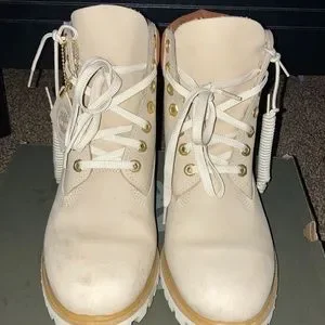 size 10 cream color timberlands Timberland 6 inch Premium Waterproof Work Boots Womens Sz 10  main image 3